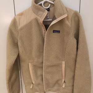 Patagonia Women’s Fuzzy Tan Los Gatos Jacket